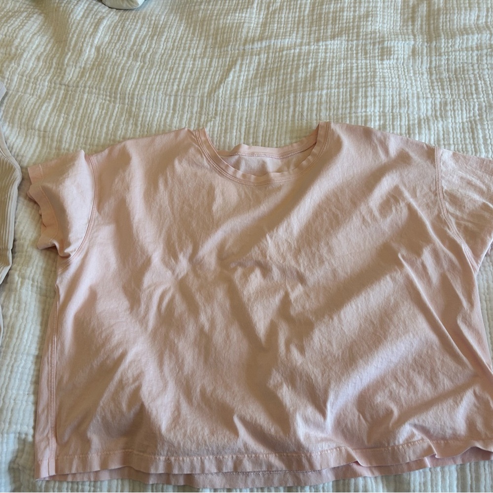 Lululemon cate’s T-shirt